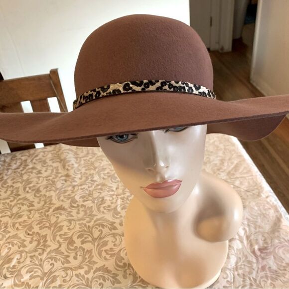 Floppy Wool Hat Caramel Color w/ Cheetah Design Hatband OSFA gorgeous - Picture 2 of 8